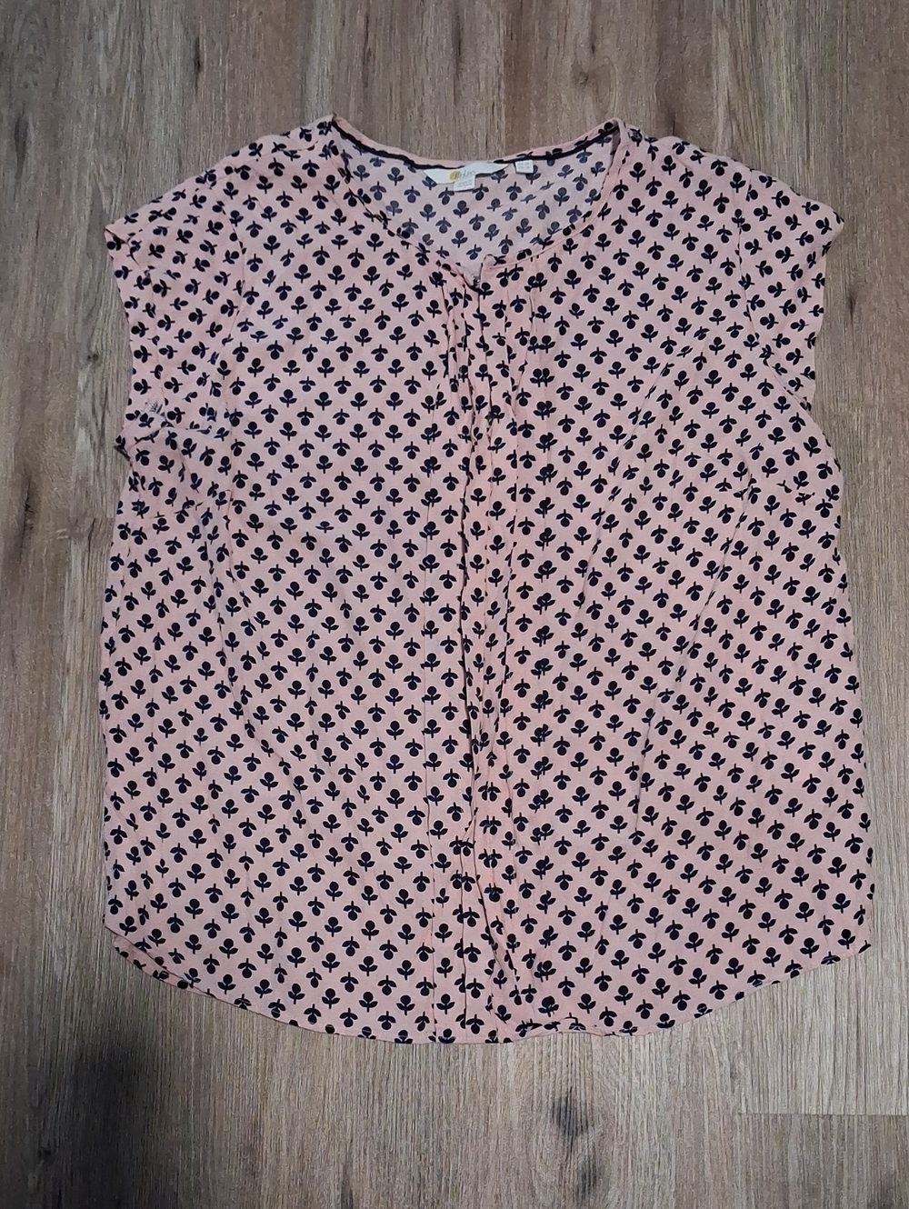 14 Boden Sleeveless Pink Printed Blouse